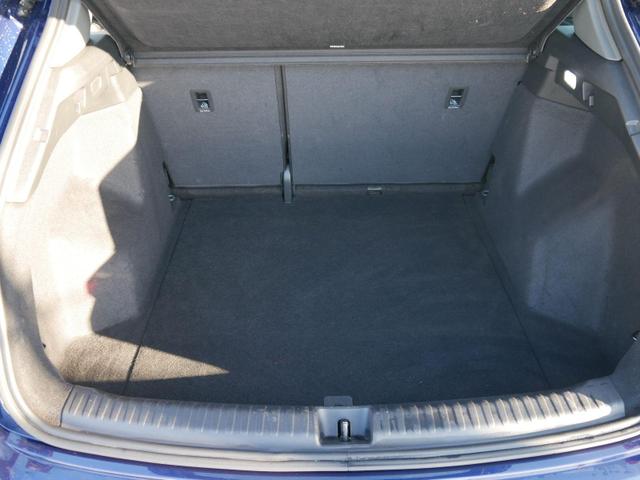 Audi Q4 e-tron 40 E-TRON*PDC-HINTEN*KEYLESS-GO*NAVI*LED*3-ZONE KLIMA* 