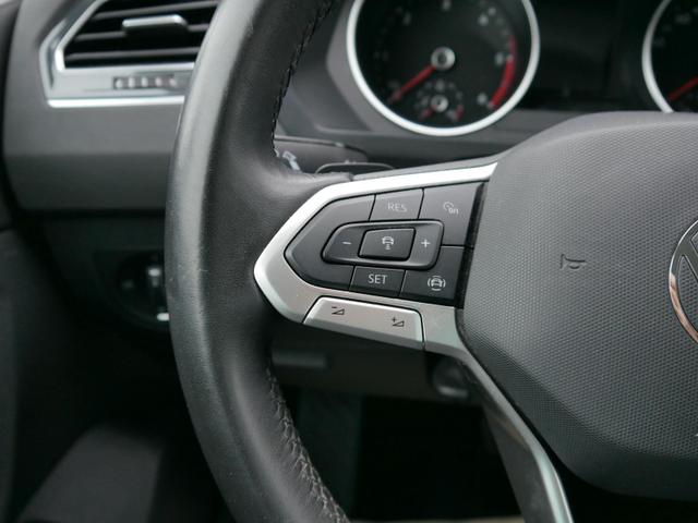 Volkswagen Tiguan LIFE 2.0 TDI DPF DSG 4M LIFE*AHK*ACC*ALLRAD*LED* NAVI*PDC*WINTERPAKET*TEMPOMAT* 