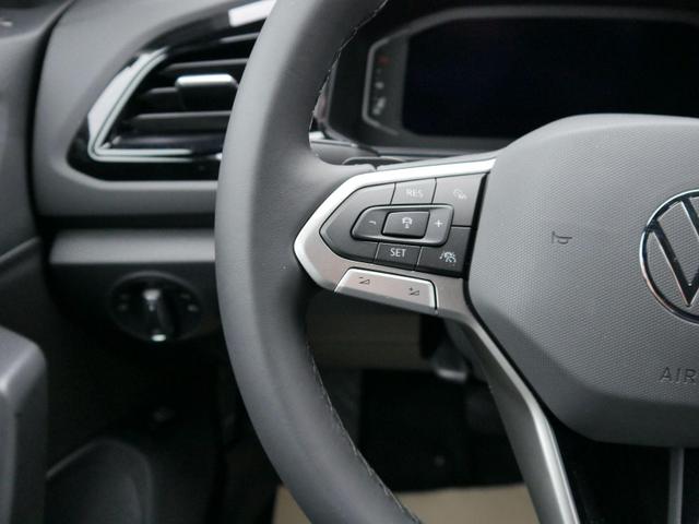 Volkswagen T-Roc Style 1,5 TSI DSG*AHK*ACC*MATRIX-LED*SHZ*PDC*KAMERA*TEMPOMAT*19-ZOLL 