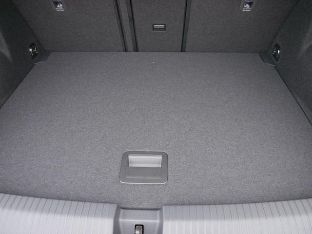 Volkswagen T-Roc Black Style 1,5 TSI DSG*AHK*ACC*MATRIX-LED*SHZ*PDC*KAMERA*TEMPOMAT*19-ZOLL 