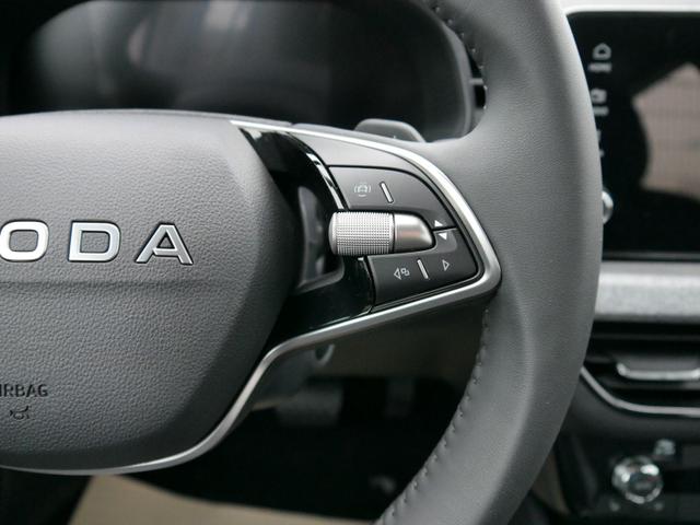 Skoda Scala Selection 1.0 TSI DSG*NAVI-&Uuml;BER-SMARTLINK*PDC-HI*LED*TEMPOMAT*SHZ*DAB*KLIMA 