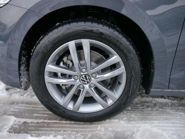 Volkswagen Touran Comfortline 1.5 TSI COMFORTLINE*ACC*NAVI*KESSY*3-ZONE KLIMAAUTOMATIK*RFK*WINTERPAKET* 