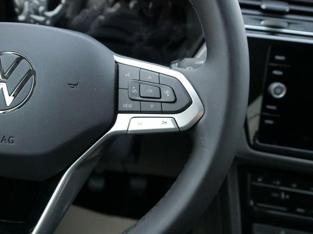 Volkswagen Touran Comfortline 1.5 TSI COMFORTLINE*ACC*NAVI*KESSY*3-ZONE KLIMAAUTOMATIK*RFK*WINTERPAKET* 