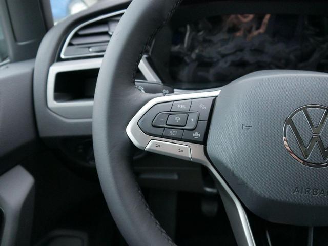 Volkswagen Touran Comfortline 1.5 TSI COMFORTLINE*ACC*NAVI*KESSY*3-ZONE KLIMAAUTOMATIK*RFK*WINTERPAKET* 