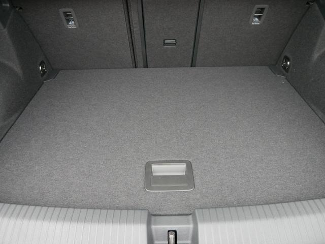 T-Roc Style 1,5 TSI DSG*AHK*ACC*MATRIX-LED*SHZ*PDC*KAMERA*TEMPOMAT*19-ZOLL 