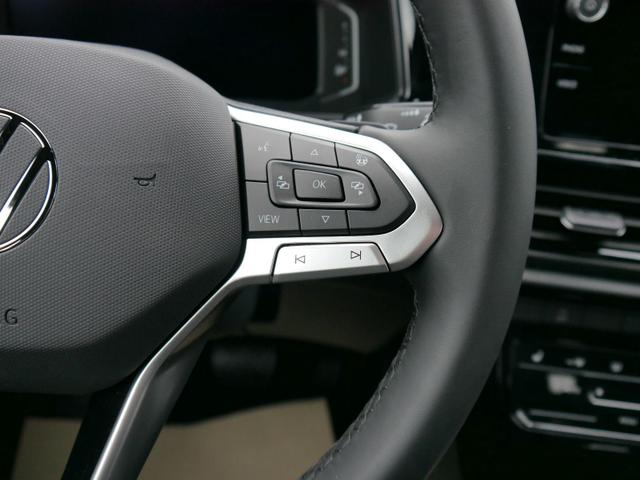 T-Roc Style 1,5 TSI DSG*AHK*ACC*MATRIX-LED*SHZ*PDC*KAMERA*TEMPOMAT*19-ZOLL 