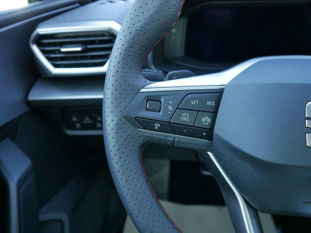 Seat Leon Sportstourer FR 1.5 eTSI Kombi DSG*AHK-SCHWENKBAR*NAVI*TEMPOMAT*3-ZONE KILMAAUTOMATIK 