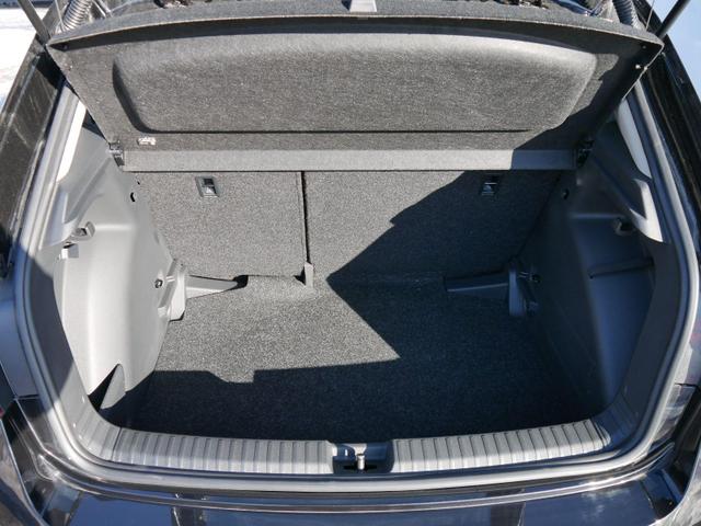 Skoda Fabia Selection 1.0 TSI DSG DSG*PDC-HINTEN*SHZ*KEYLESS-GO*SMARTLINK*LED*VIRTUAL COCKPIT* 