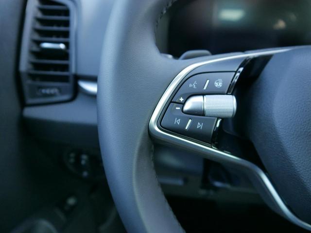 Skoda Karoq Selection 130 Jahre Edition 1,5 TSI DSG*NAVI-&Uuml;BER-SMARTLINK*PDC*KAMERA*LED*SHZ*TEMPOMAT 