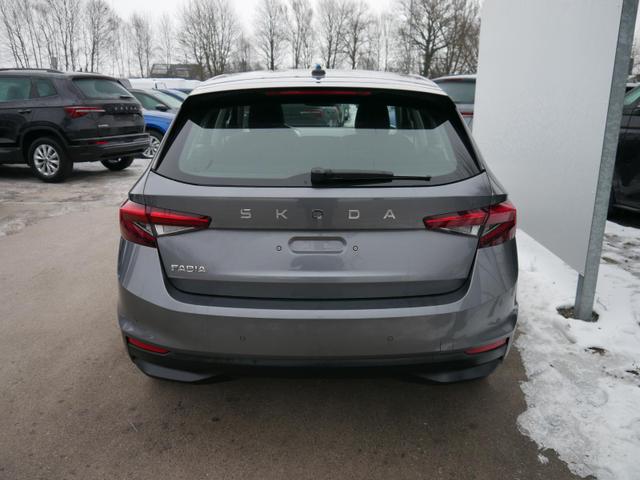 Skoda Fabia Selection 1.0 TSI DSG*NAVI-&Uuml;BER-SMARTLINK*LED*PDC-HI*SHZ*DAB*KLIMA 