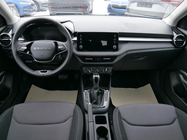 Skoda Fabia Selection 1.0 TSI DSG*NAVI-&Uuml;BER-SMARTLINK*LED*PDC-HI*SHZ*DAB*KLIMA 