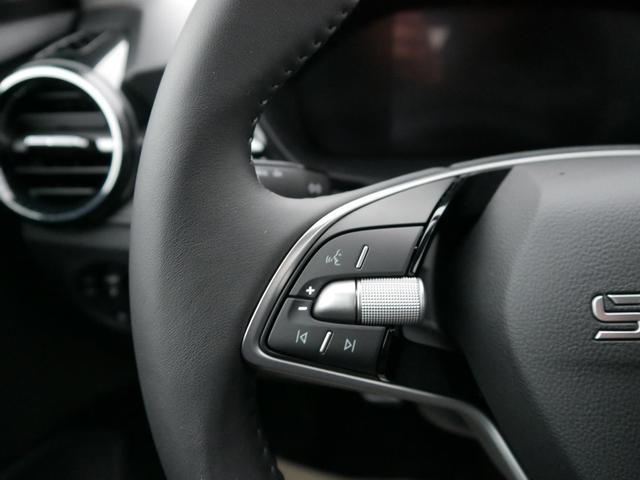 Skoda Fabia Selection 1.0 TSI DSG*NAVI-&Uuml;BER-SMARTLINK*LED*PDC-HI*SHZ*DAB*KLIMA 