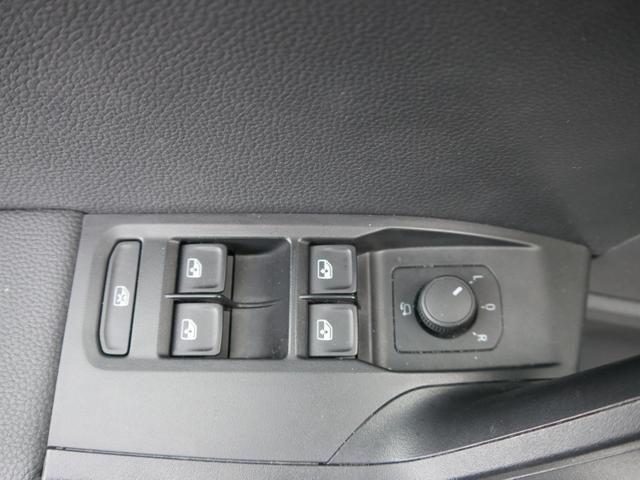 Seat Arona Xperirnce 1.5 TSI DSG Xperirnce*NAVI*ACC*LED*PDC*KAMERA*SHZ*TEMPOMAT*18-ALU 