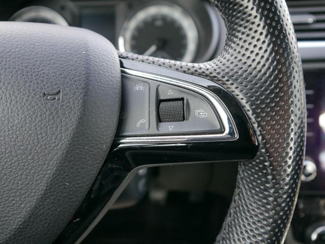 Skoda Octavia Combi Ambition 1.4 TSI PLUS * LIKE PDC SHZG TEMPOMAT KLIMAAUTOMATIK 