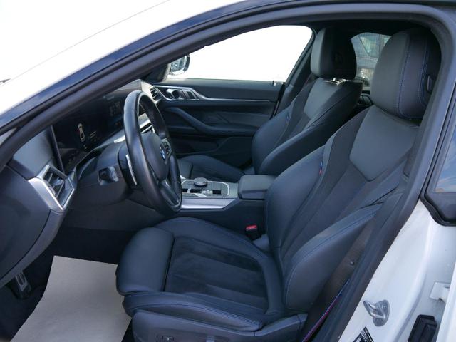 BMW M440 M440i Gran Coupe M-sport*NAVI*HEAD-UP DISPLAY*PDC*KAMERA*LED*SHZ*TEMPOMAT*20-ZOLL 