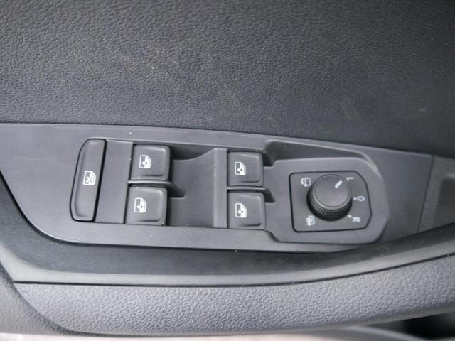 Skoda Karoq Sportline 2.0 TSI 4x4 DSG*AHK*ACC*PDC-HI*LED*SHZ*TEMPOMAT*SMARTLINK 