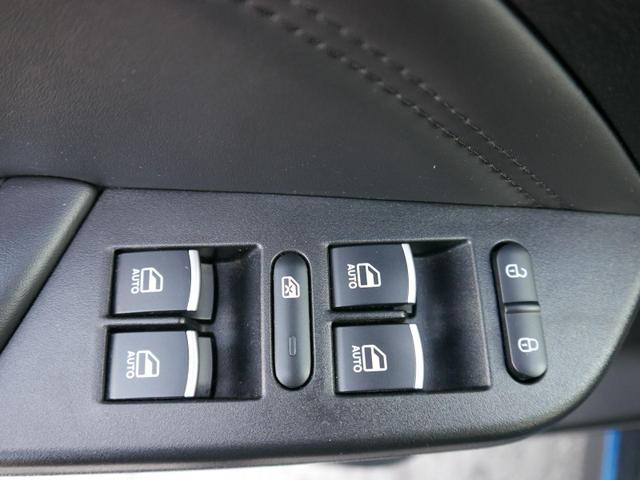 DFSK Seres 3 LUXUR LUXURY Paket3*NAVI*PANO*LEDER*PDC*SHZ*360*KAMERA*KEYLESS-GO 