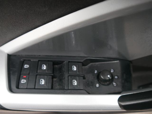 Audi Q3 Advanced 40 TDI quattro s-t s-t*NAVI*SHZ*PDC*TEMPOMAT*LED*RFK* 