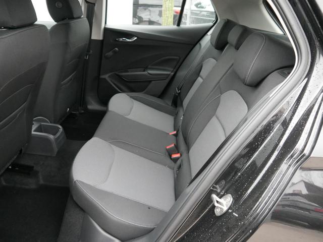 Skoda Fabia Selection 1.0 TSI *PDC-HI*LED*SHZ*NAVI-&Uuml;BER-SMARTLINK*KLIMA*BLUETOOTH 