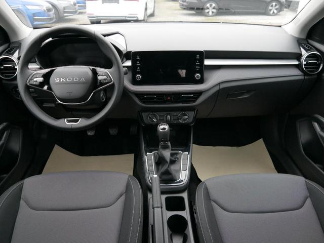 Skoda Fabia Selection 1.0 TSI *PDC-HI*LED*SHZ*NAVI-&Uuml;BER-SMARTLINK*KLIMA*BLUETOOTH 