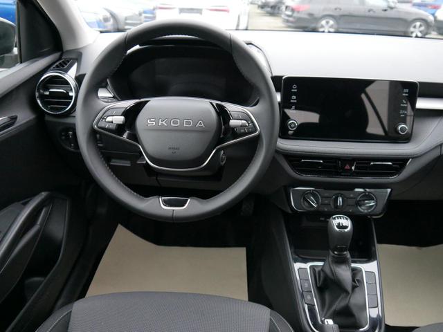 Skoda Fabia Selection 1.0 TSI *PDC-HI*LED*SHZ*NAVI-&Uuml;BER-SMARTLINK*KLIMA*BLUETOOTH 