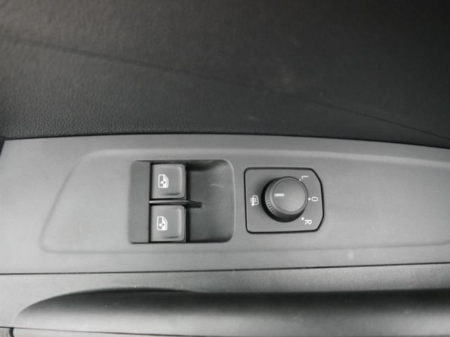 Skoda Fabia Selection 1.0 TSI *PDC-HI*LED*SHZ*NAVI-&Uuml;BER-SMARTLINK*KLIMA*BLUETOOTH 