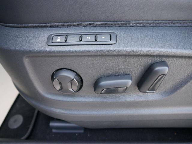 Cupra Ateca 2,0 TSI DSG 4x4*AHK-SCHWENKBAR*NAVI*PDC*KAMERA*ACC*SHZ*LED*TEMPOMAT*19-ZOLL 