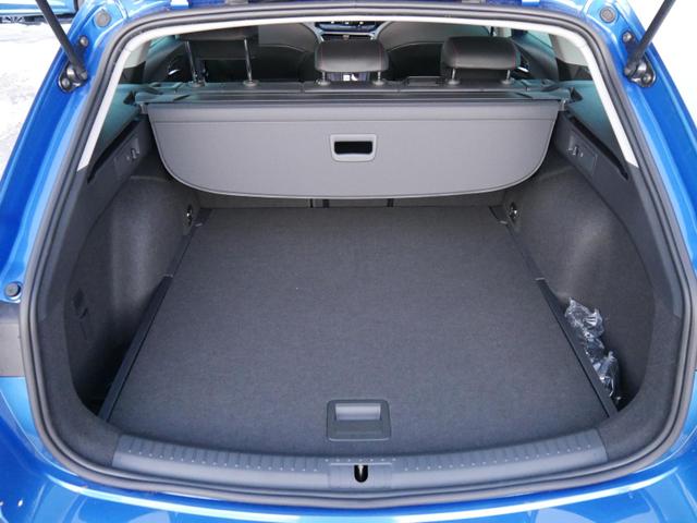 Seat Leon Sportstourer FR 1.5 eTSI Kombi DSG*AHK-SCHWENKBAR*NAVI*TEMPOMAT*3-ZONE KILMAAUTOMATIK 