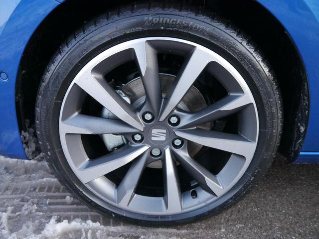 Seat Leon Sportstourer FR 1.5 eTSI Kombi DSG*AHK-SCHWENKBAR*NAVI*TEMPOMAT*3-ZONE KILMAAUTOMATIK 
