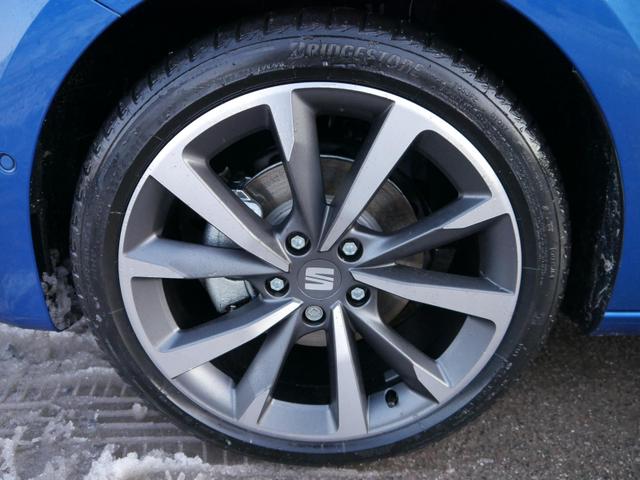 Seat Leon Sportstourer FR 2.0 TDI DSG Kombi DSG*KAMERA*AHK-SCHWENKBAR*NAVI*TEMPOMAT*WINTERPAKET* 