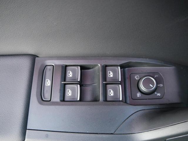 Seat Leon Sportstourer FR 1.5 eTSI Kombi DSG*AHK-SCHWENKBAR*NAVI*TEMPOMAT*3-ZONE KILMAAUTOMATIK 