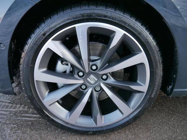 Seat Leon Sportstourer FR 1.5 eTSI Kombi DSG*KAMERA*NAVI*TEMPOMAT*3-ZONE KILMAAUTOMATIK*VIRTUAL COCKPIT* 