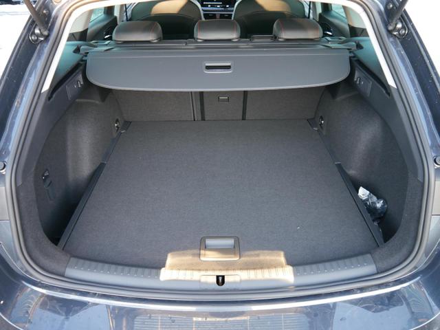 Seat Leon Sportstourer FR 1.5 eTSI Kombi DSG*KAMERA*NAVI*TEMPOMAT*3-ZONE KILMAAUTOMATIK*VIRTUAL COCKPIT* 