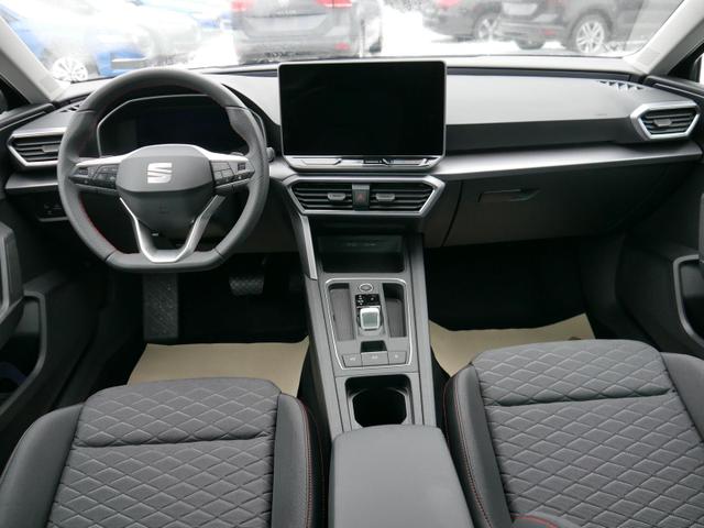 Seat Leon FR 2.0 TDI DSG*RFK*NAVI*TEMPOMAT*TRAVEL ASSIST* FULL LINK* KEYLESS-GO* 