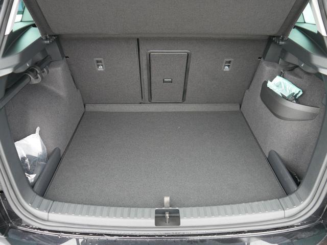 Skoda Karoq Selection 2.0 TDI DSG 4x4 4x4*AHK*TEMPOMAT*SMARTLINK*KLIMAAUTOMATIK*SHZ*LED 