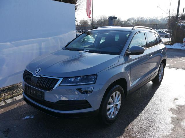 Skoda Karoq Ambition 1.5 TSI * WINTERPAKET LED PARKTRONIC KLIMAAUTOMATIK SMARTLINK 