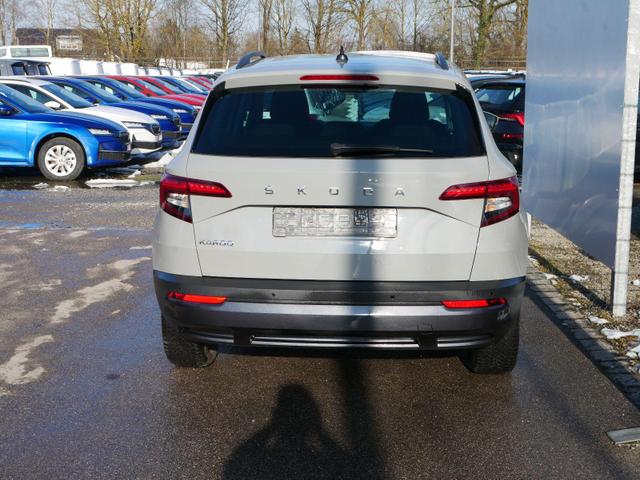 Skoda Karoq Ambition 1.5 TSI * WINTERPAKET LED PARKTRONIC KLIMAAUTOMATIK SMARTLINK 