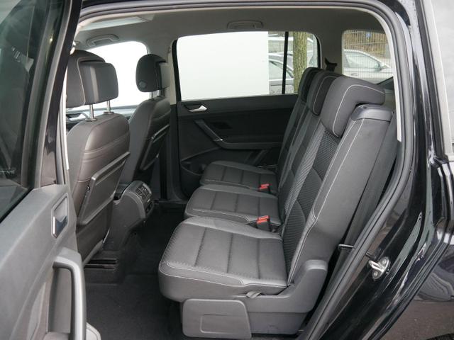 Volkswagen Touran 1.5 TSI ACT Comfortline Comfortline*NAVI*PDC-HINTEN*SHZ*WINTERPAKET*SMARTLINK*BLUETOOTH* 
