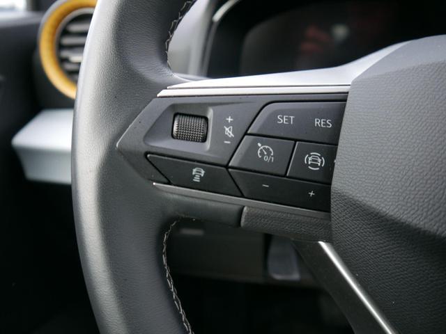 Arona 1.0 TSI Style DSG DSG*ACC*TEMPOMAT*PDC-HINTEN*SHZ*FULL LINK* VIRTUAL COCKPIT* 