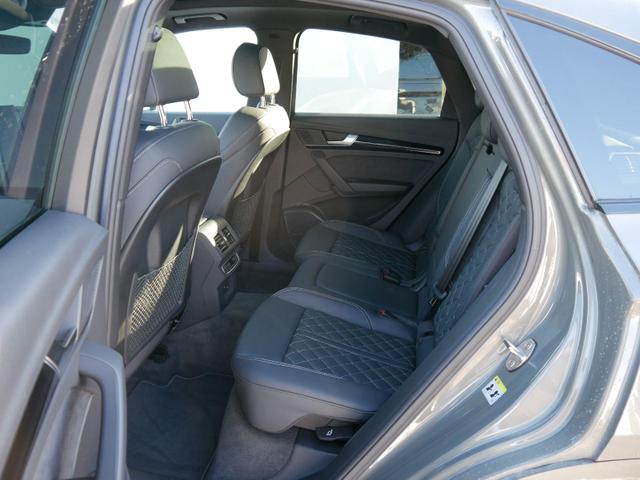 Audi SQ5 Sportback TDI quattro quattro*TIPTRONIC*ALLRAD*TEMPOMAT*RFK*KEYLESS-GO*PANO*ACC 