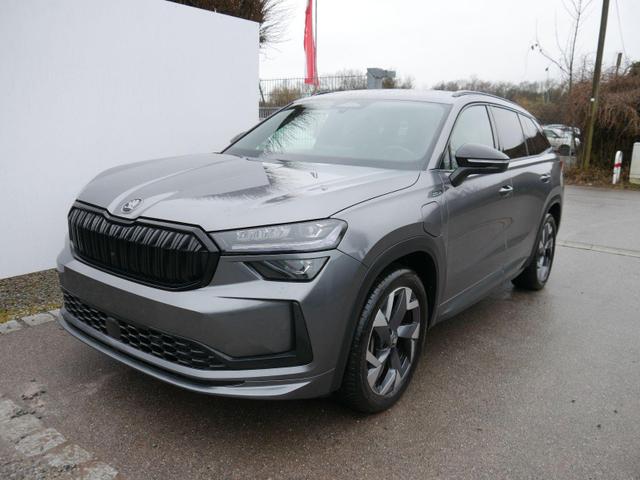 Skoda Kodiaq *NAVI*STANDHEIZUNG*ALCANTARA*TEMPOMAT*RFK*SMARTLINK* 1.5 TSI iV Sportline DSG*NAVI*ALCANTARA*TEMPOMAT*RFK*SMARTLINK*KESSY* 