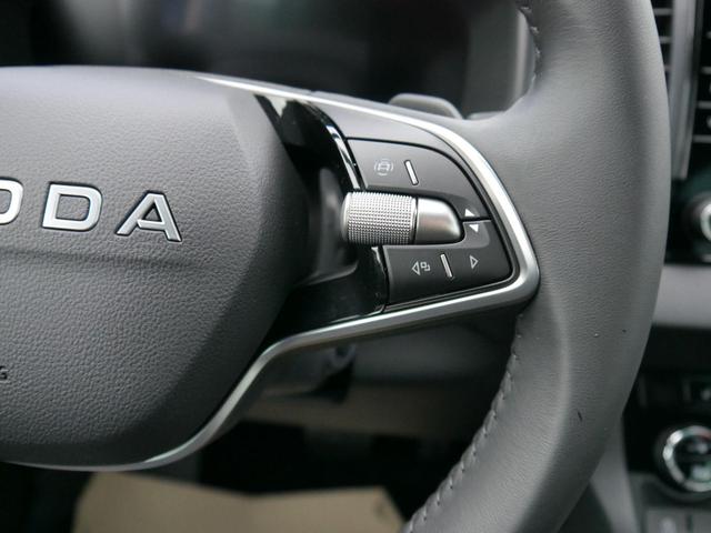 Skoda Karoq Jahre Edoniti Selection 130 Edition 1,5 TSI DSG*NAVI-&Uuml;BER-SMARTLINK*PDC*KAMERA*LED*SHZ*TEMPOMAT 