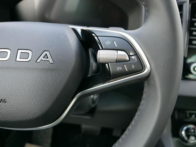 Skoda Karoq Jahre Edoniti Selection 130 Edition 1,5 TSI DSG*NAVI-&Uuml;BER-SMARTLINK*PDC*KAMERA*LED*SHZ*TEMPOMAT 