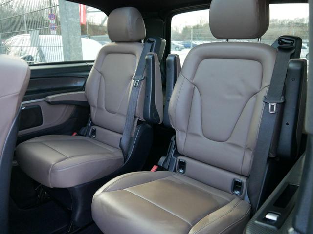 Mercedes-Benz V-Klasse AVANTGARDE Edition V 300d 4M * 9G-TRONIC AMG LINE LEDER PARK-& FAHRASSISTENZPAKET PANORAMA LED AHK 