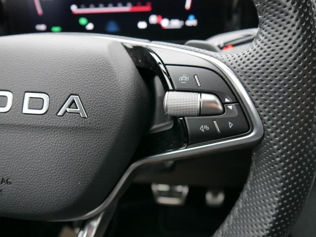 Skoda Kodiaq *NAVI*STANDHEIZUNG*ALCANTARA*TEMPOMAT*RFK*SMARTLINK* 1.5 TSI iV Sportline DSG*NAVI*ALCANTARA*TEMPOMAT*RFK*SMARTLINK*KESSY* 