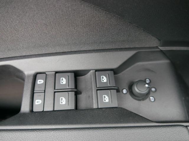 Audi Q4 e-tron 40 E-TRON*PDC-HINTEN*KEYLESS-GO*NAVI*LED*3-ZONE KLIMA* 