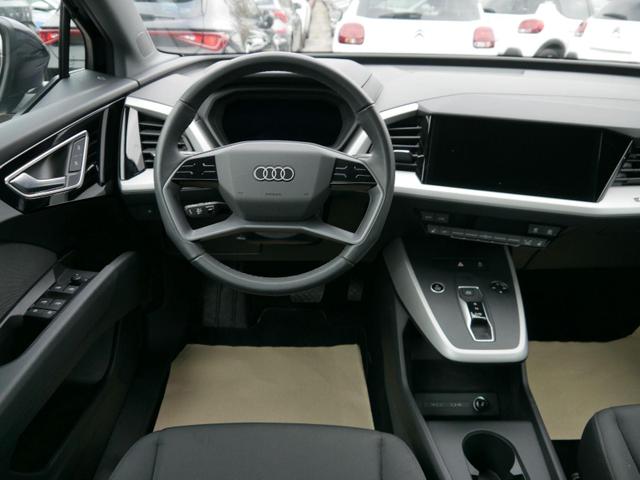 Audi Q4 e-tron 40 E-TRON*PDC-HINTEN*KEYLESS-GO*NAVI*LED*3-ZONE KLIMA* 