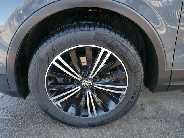 Volkswagen Tiguan LIFE 2.0 TDI DPF DSG 4M * FAHRERASSISTENZ PLUS-& WINTERPAKET AHK LED NAVI PARK ASSIST 