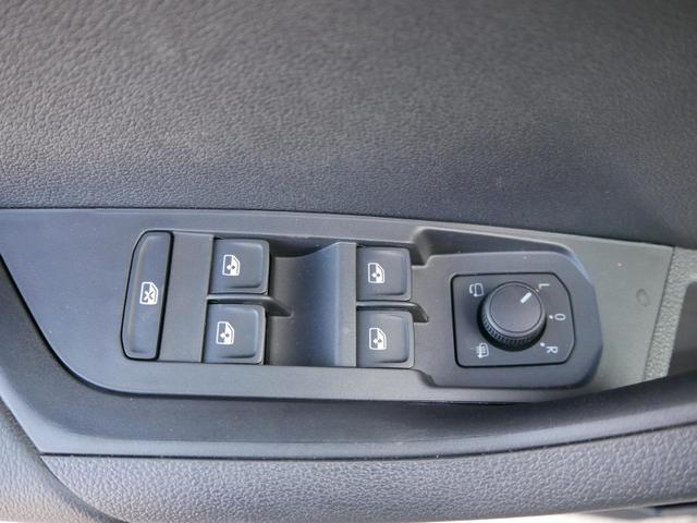 Skoda Karoq Sportline 2.0 TDI 4x4 DSG*AHK-SCHWENKBAR*ACC*PDC-HI*LED*SHZ*TEMPOMAT*KLIMA 