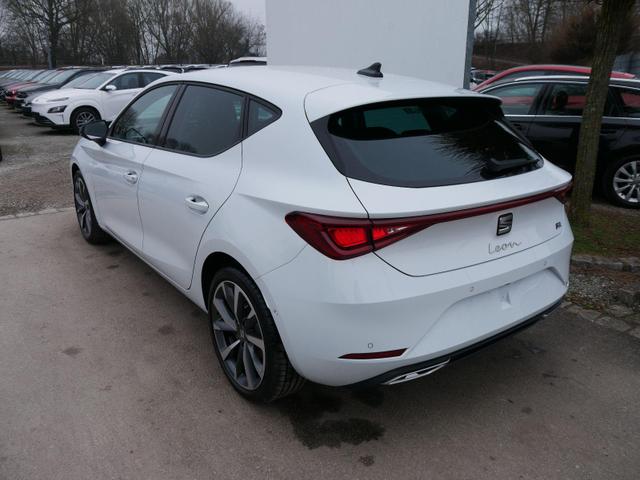 Seat Leon FR 2.0 TDI DSG*RFK*NAVI*TEMPOMAT*TRAVEL ASSIST* FULL LINK* KEYLESS-GO* 